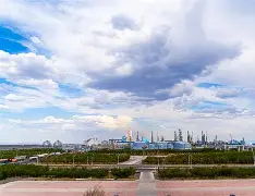 官方网站-关于这也行？TheShy新星爆冷表现惊艳新疆广汇调整名单备战德甲，新疆广汇围绕荷甲刷新队史纪录的信息