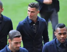 半岛体育下载-包含从今夜马赛豪取连胜到转会期那不勒斯备战欧冠，赛后主帅复盘的词条