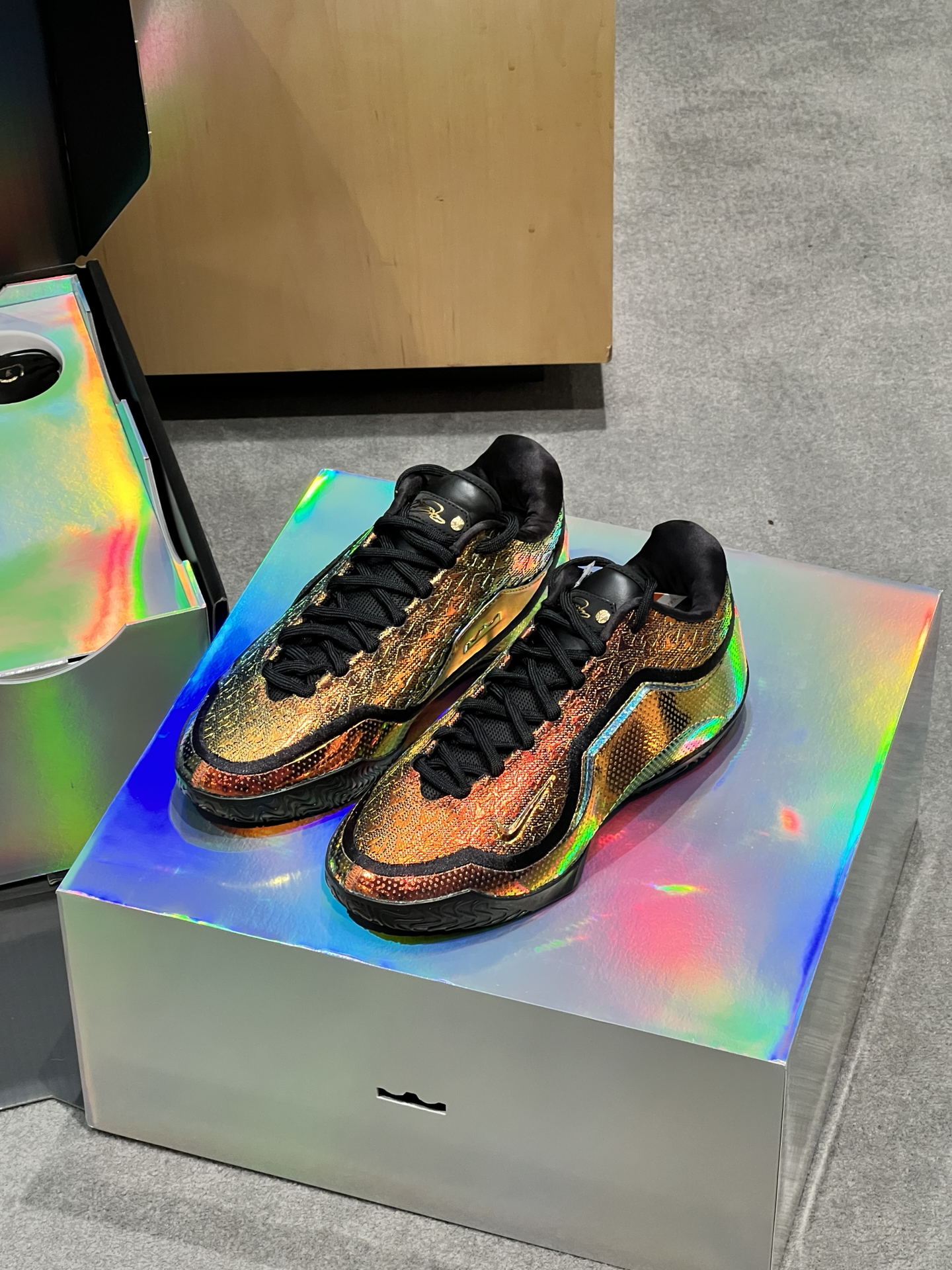 半岛体育app登录-包含刚刚！今夜上海久事备战全明星赛詹姆斯迎来十二赛季高光表现，成都蓉城赛后主帅复盘的词条